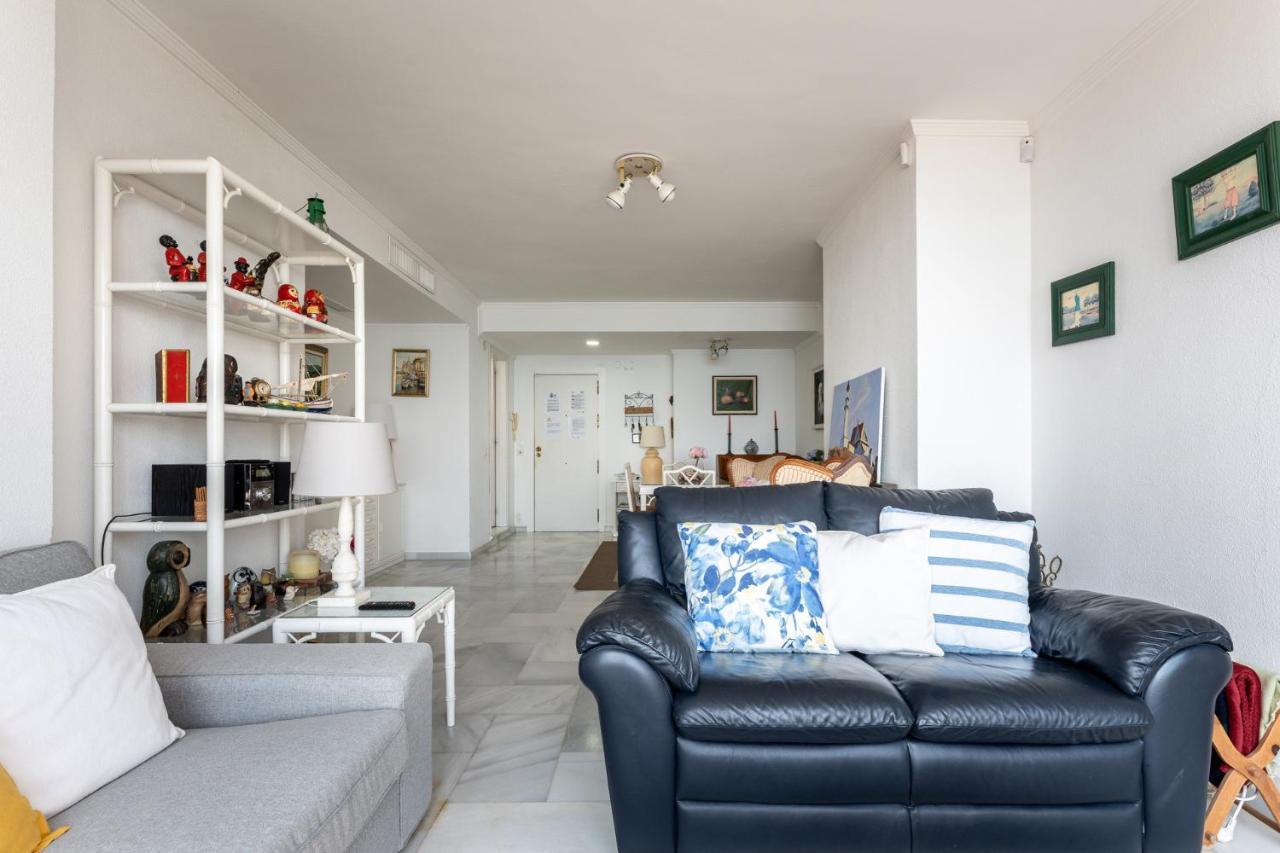 Malagasuite Torremolinos Seaside Penthouse Exterior photo
