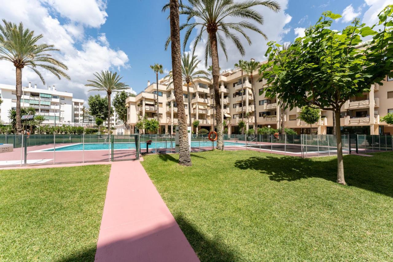 Malagasuite Torremolinos Seaside Penthouse Exterior photo